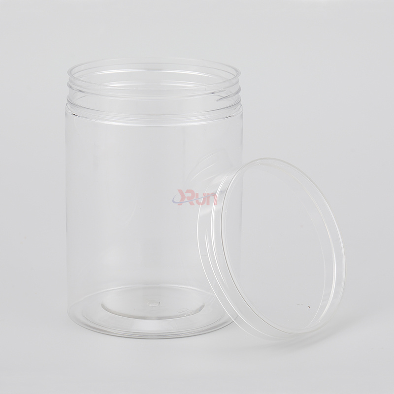 Our round jars for honey provide a classic look for the plastic airtight jar, ensuring a perfect fit for the screw top lid and foil sealing liner.